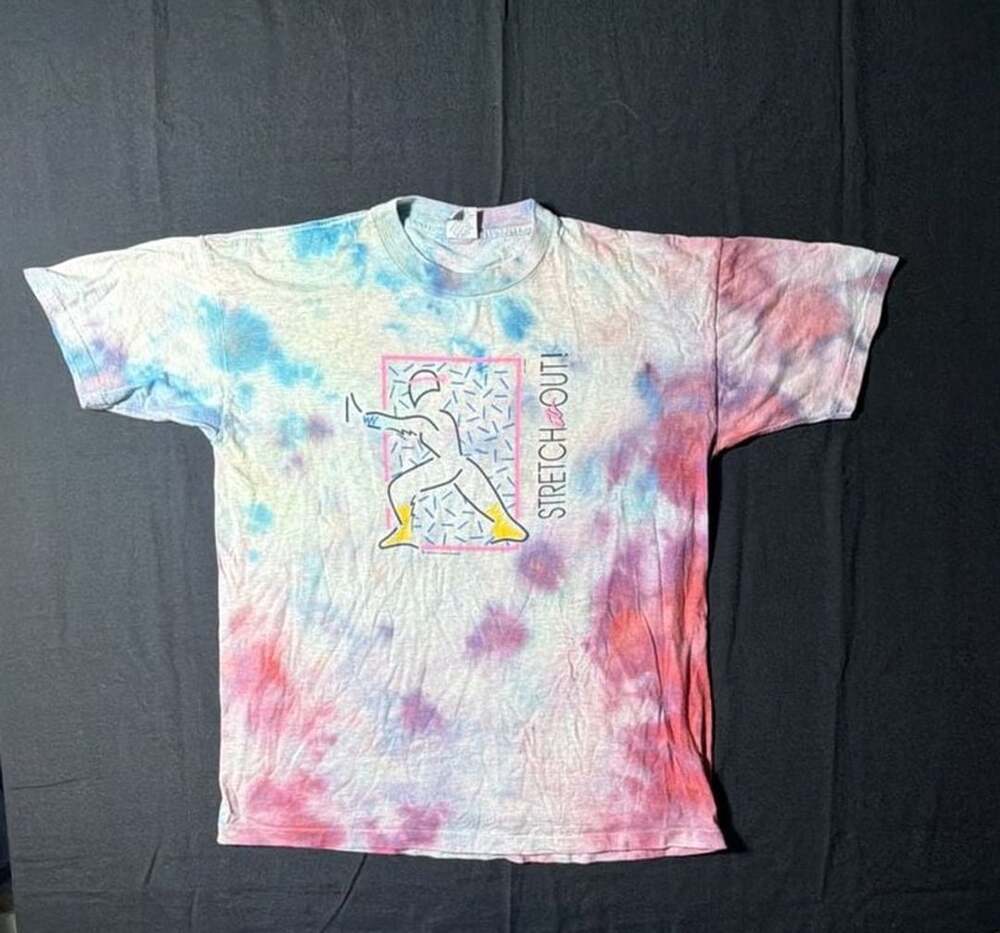 Vintage 1990 Phila. T-Shirt Museum 'Stretch It Out!' Graphic Tie Dye T-Shirt